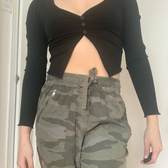 Black Button-Front Top - Picture 1 of 3